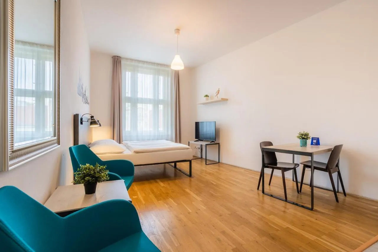 פראג Ea Aparthotel Melantrich 4*,  צ'כיה