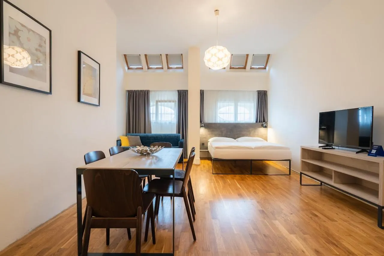 מלון פראג Ea Aparthotel Melantrich